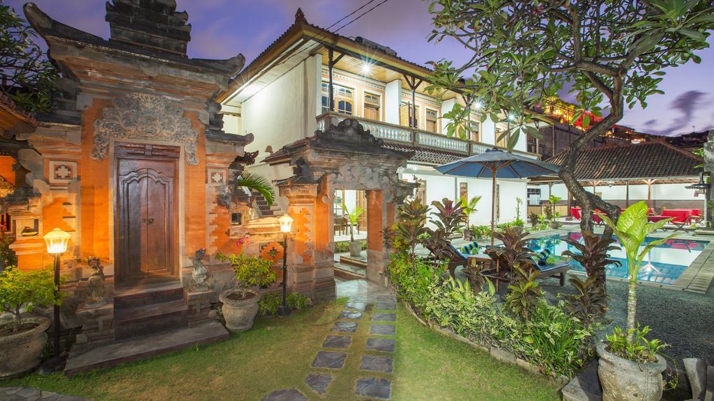 Hotel Surya Tropical Kuta à Kuta Lombok Extérieur photo
