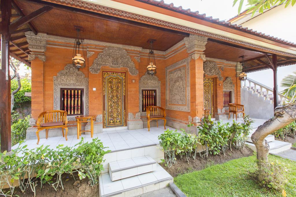 Hotel Surya Tropical Kuta à Kuta Lombok Extérieur photo