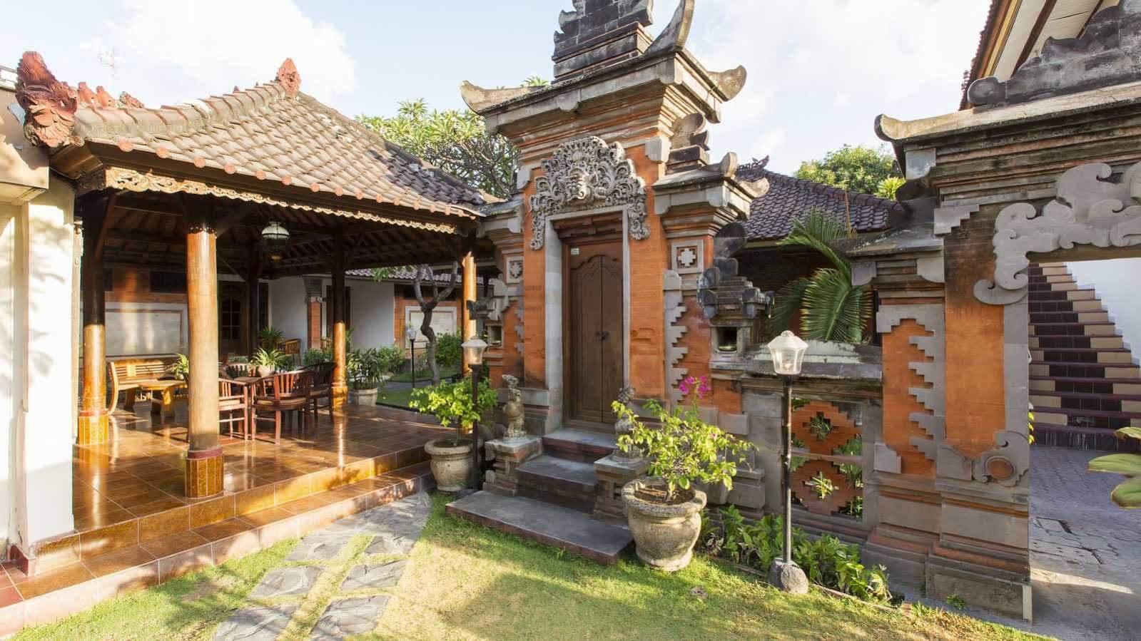 Hotel Surya Tropical Kuta à Kuta Lombok Extérieur photo